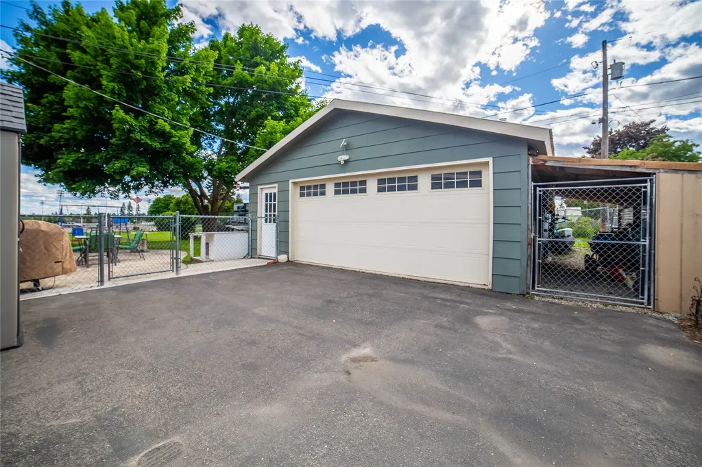 1222 6th Avenue W Columbia Falls MT 59912