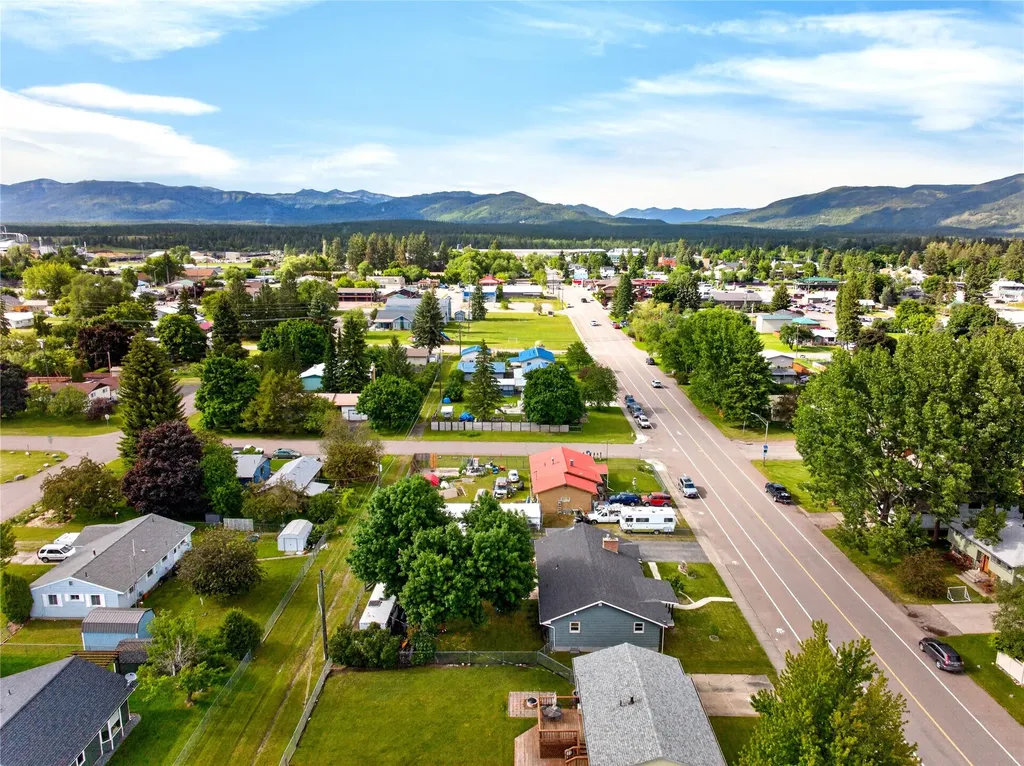 1222 6th Avenue W Columbia Falls MT 59912
