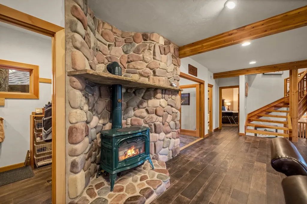 15 Marina Crest Lane Whitefish MT 59937