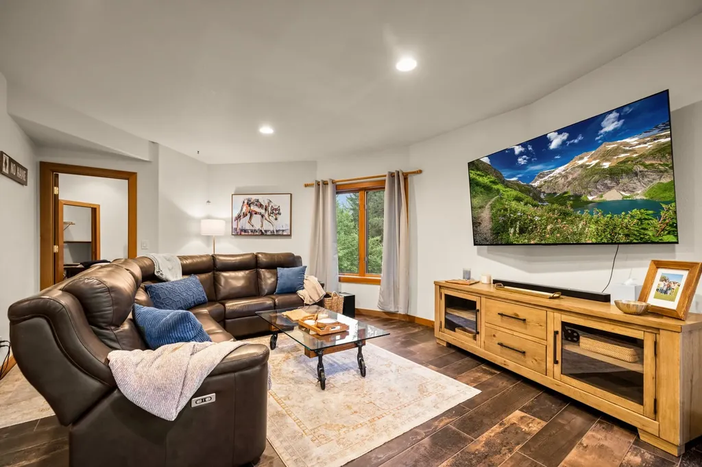 15 Marina Crest Lane Whitefish MT 59937