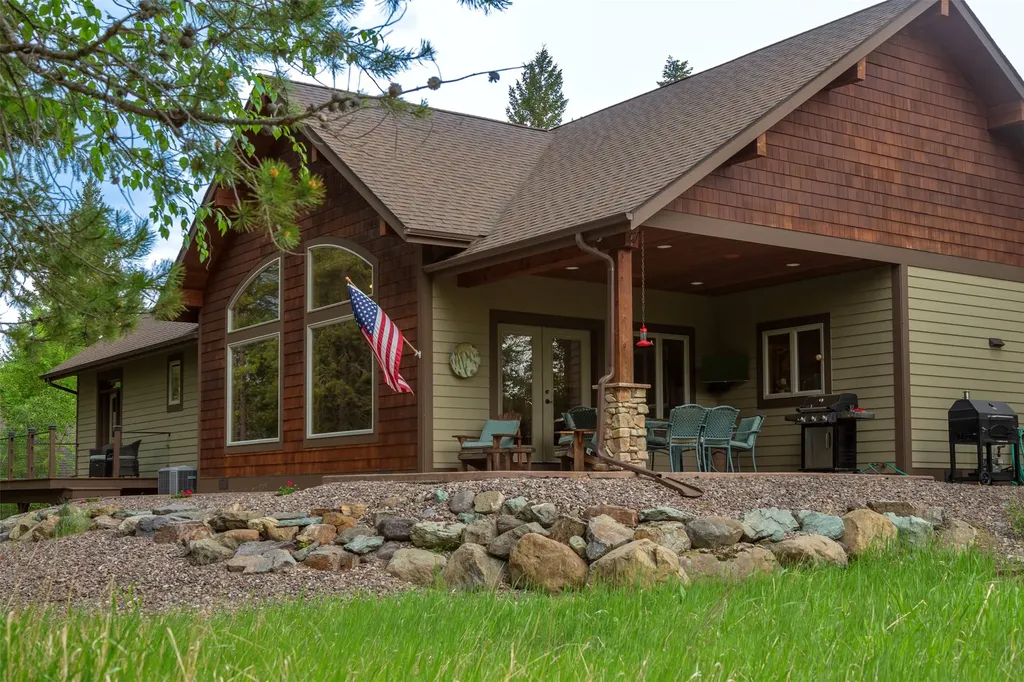 381 Gleneagles Trail Columbia Falls MT 59912