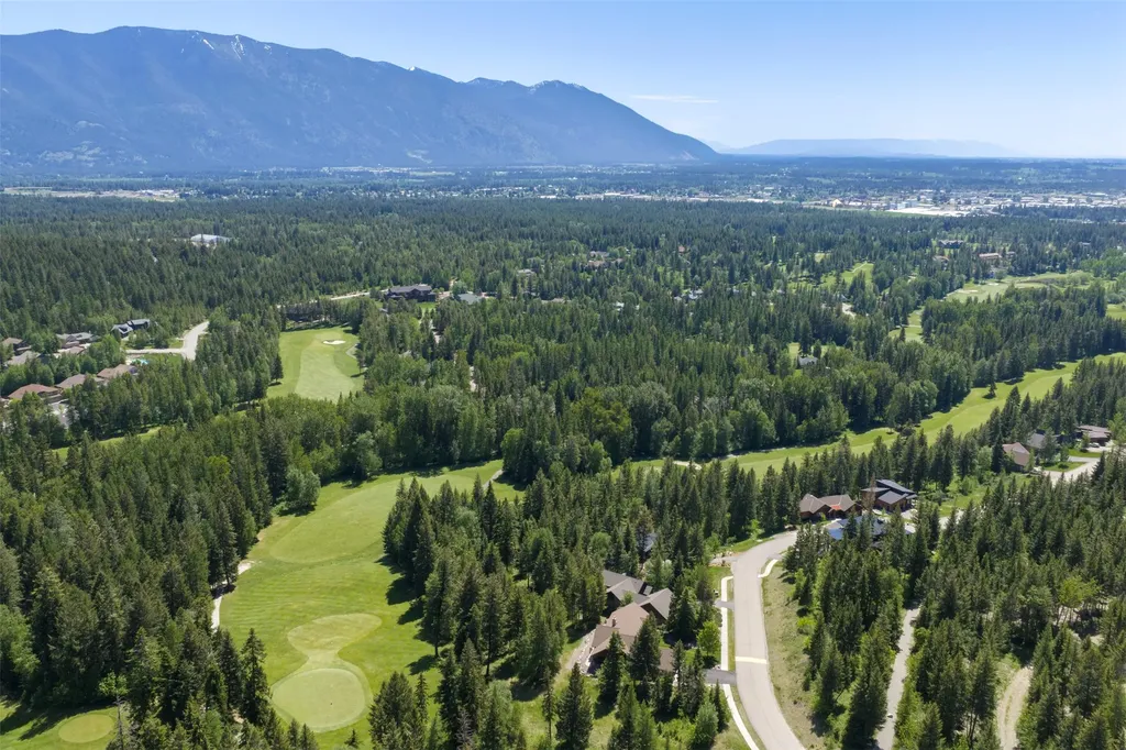 381 Gleneagles Trail Columbia Falls MT 59912