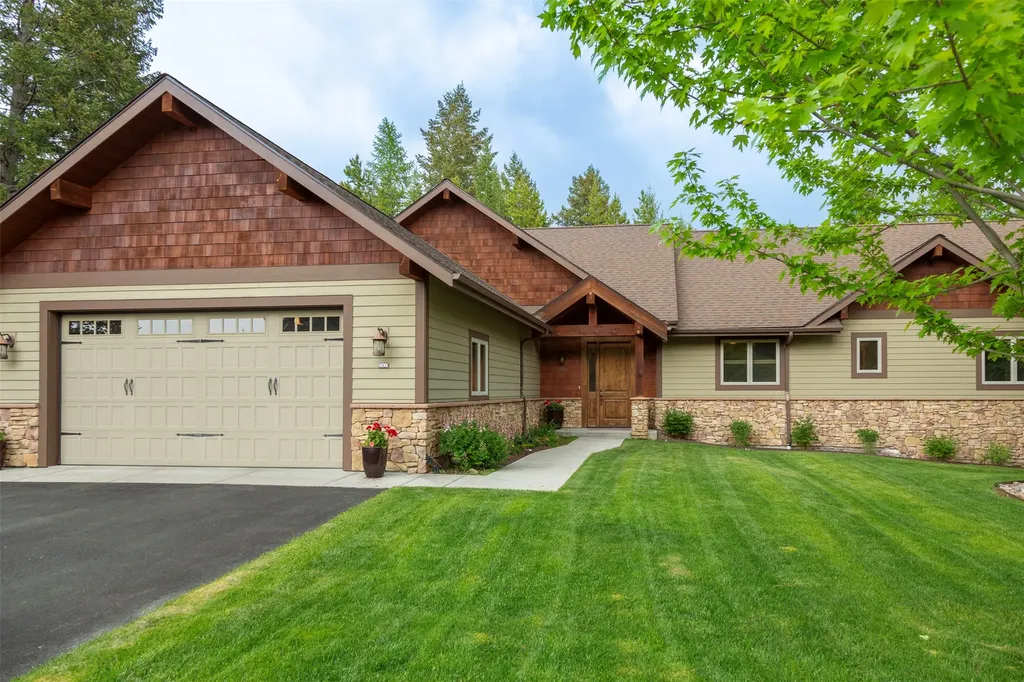 381 Gleneagles Trail Columbia Falls MT 59912
