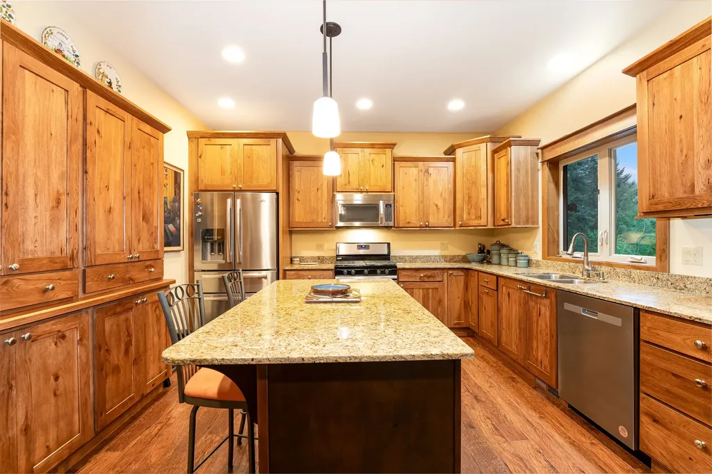 381 Gleneagles Trail Columbia Falls MT 59912