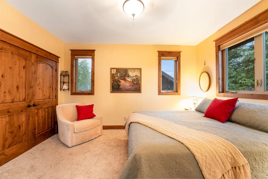 381 Gleneagles Trail Columbia Falls MT 59912