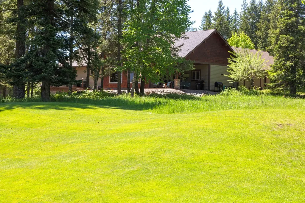 381 Gleneagles Trail Columbia Falls MT 59912