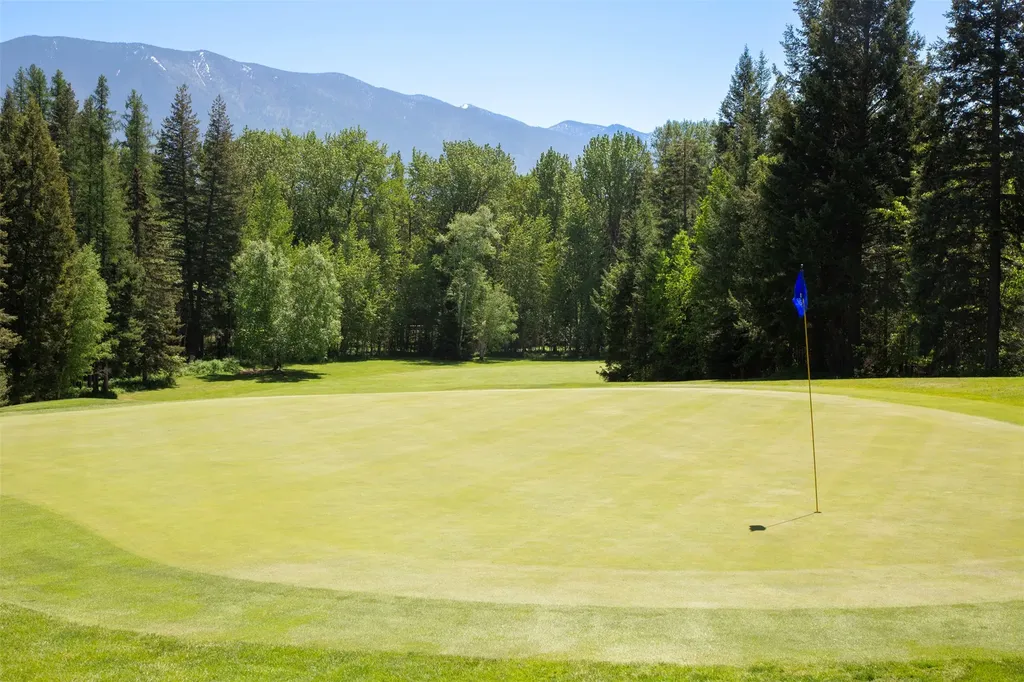 381 Gleneagles Trail Columbia Falls MT 59912