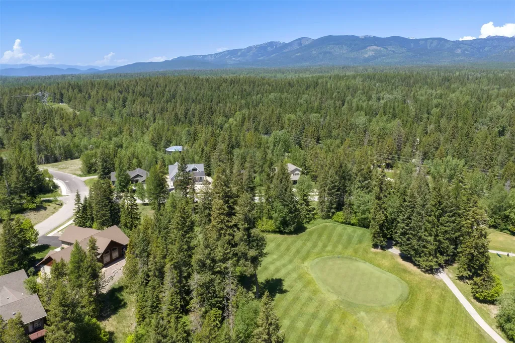 381 Gleneagles Trail Columbia Falls MT 59912