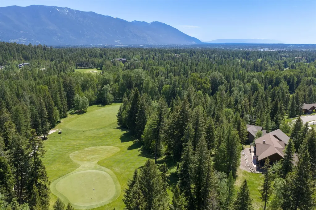 381 Gleneagles Trail Columbia Falls MT 59912