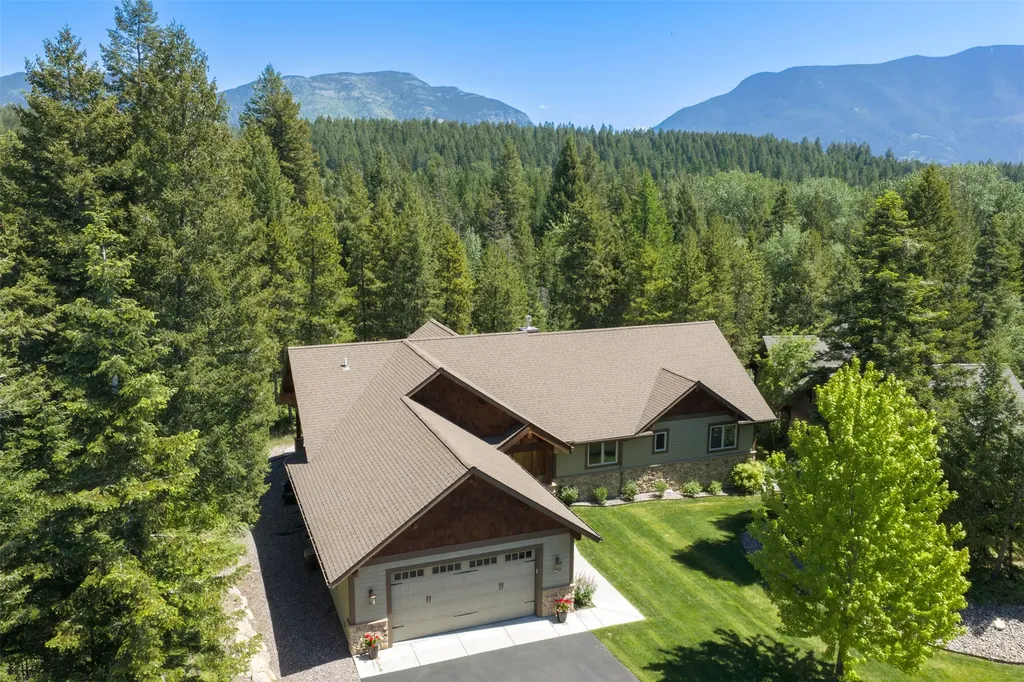 381 Gleneagles Trail Columbia Falls MT 59912