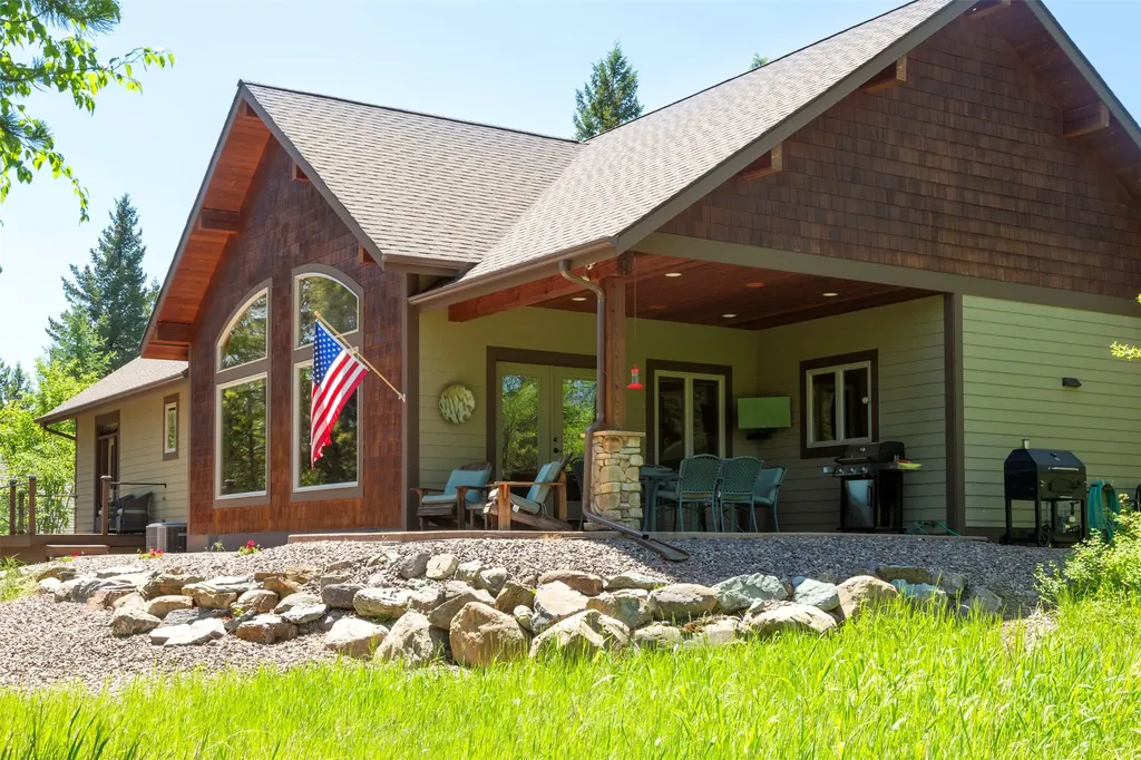 381 Gleneagles Trail Columbia Falls MT 59912