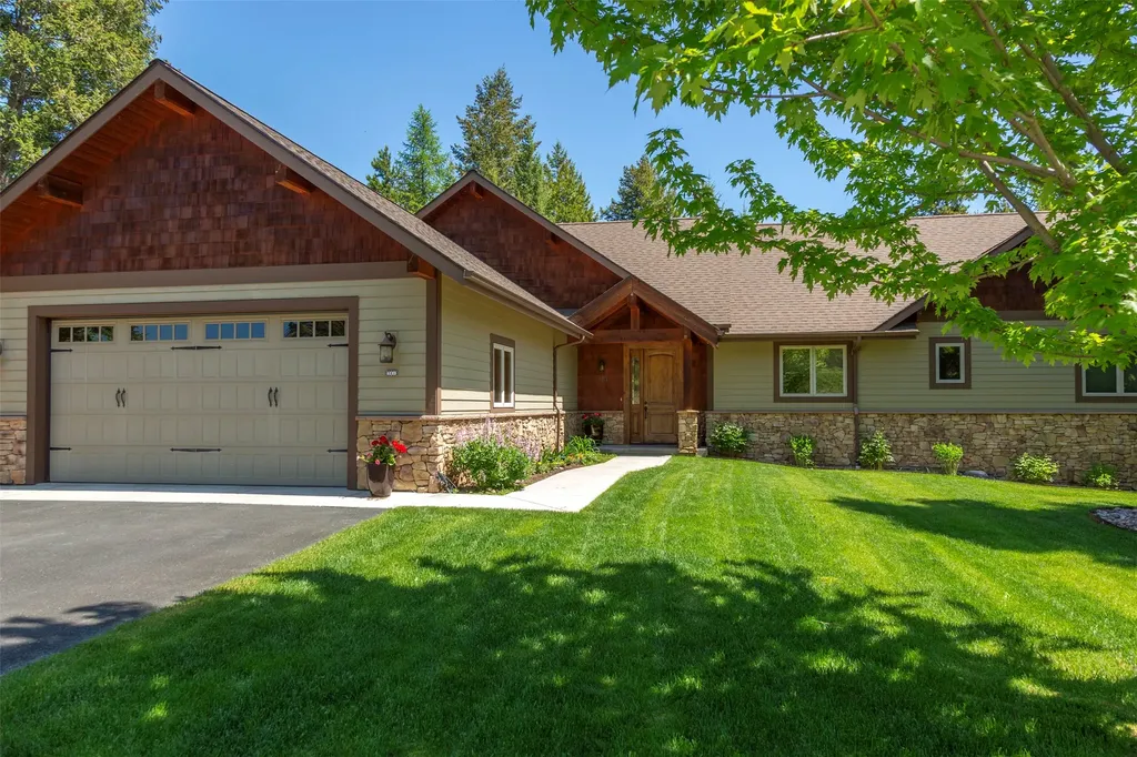 381 Gleneagles Trail Columbia Falls MT 59912