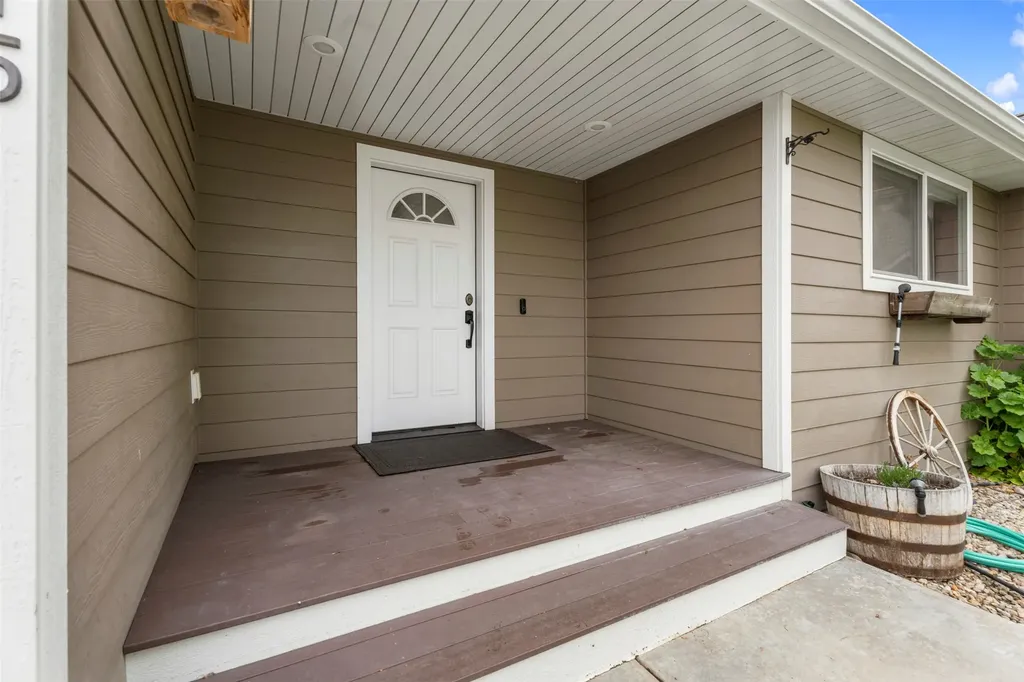 115 Cinnamon Court Corvallis MT 59828