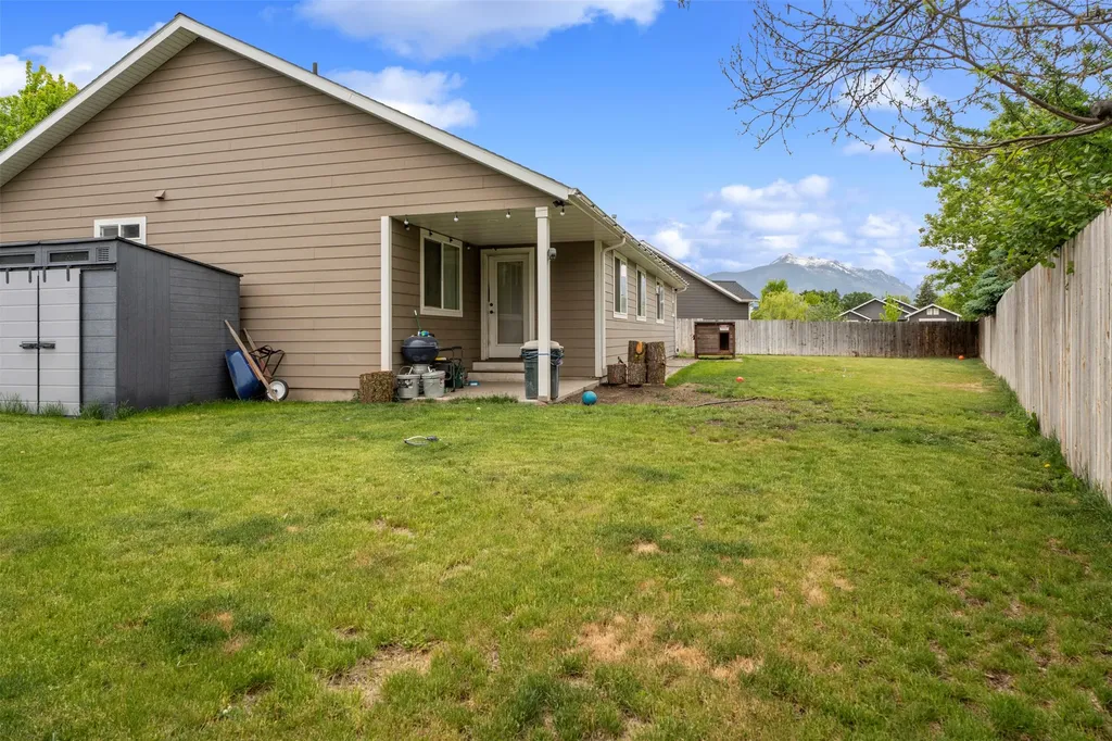115 Cinnamon Court Corvallis MT 59828