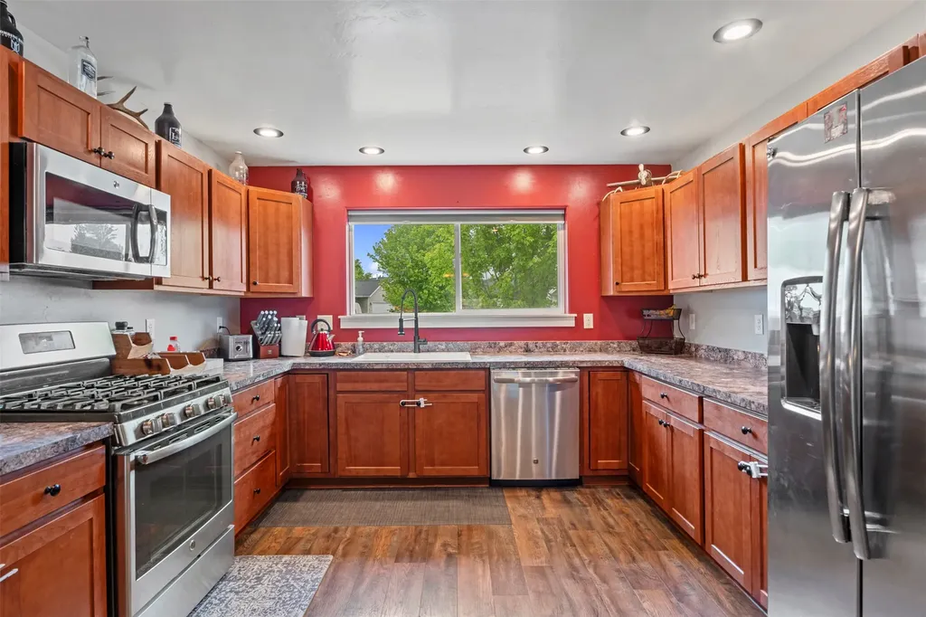 115 Cinnamon Court Corvallis MT 59828