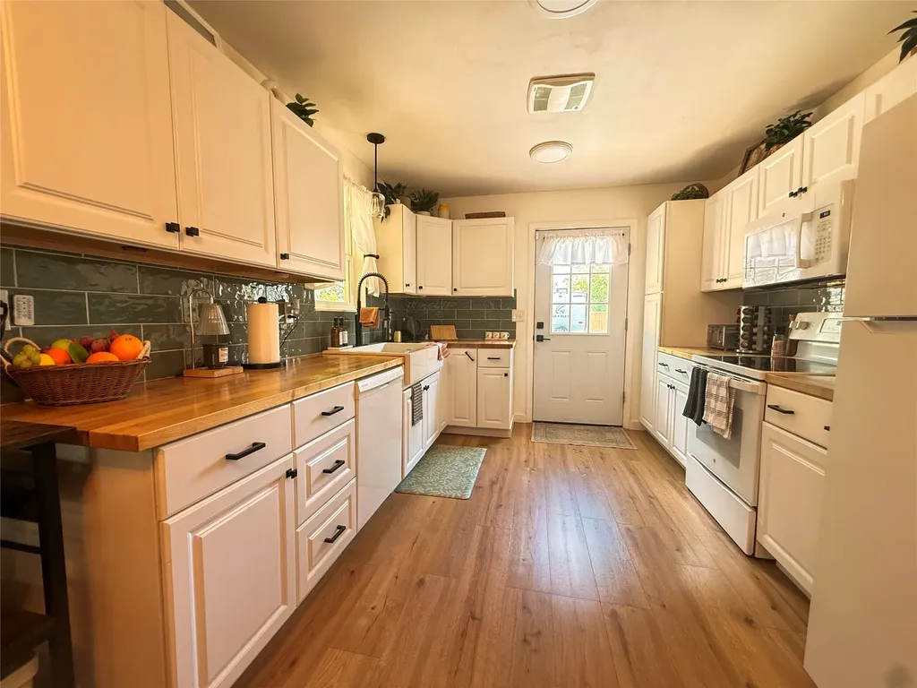 808 7th Avenue S Great Falls MT 59405