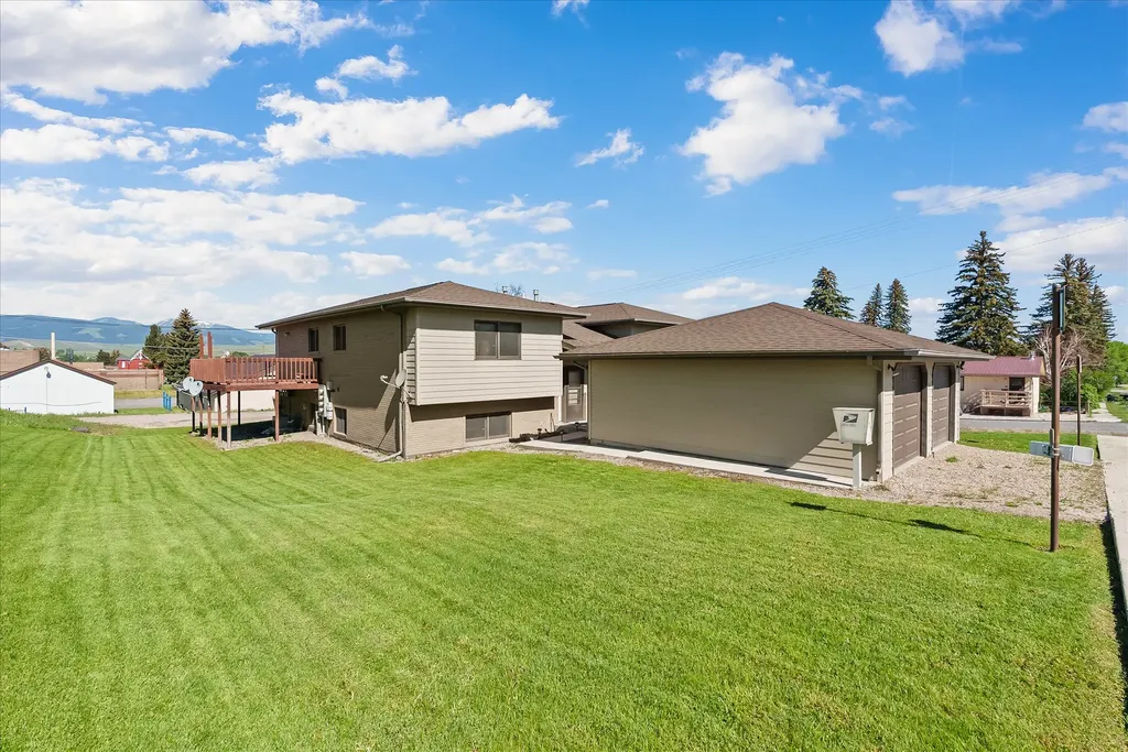 602 Clark Street Deer Lodge MT 59722