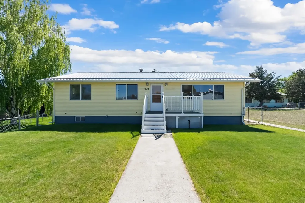 1005 Clark Street Deer Lodge MT 59722