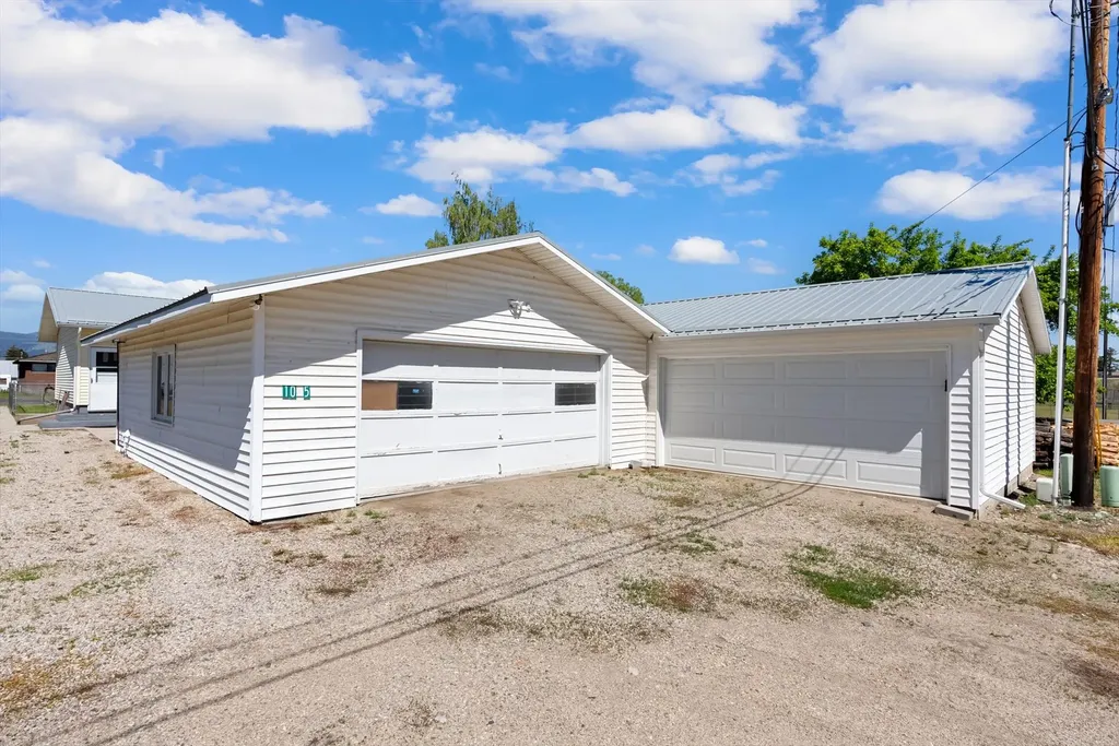 1005 Clark Street Deer Lodge MT 59722