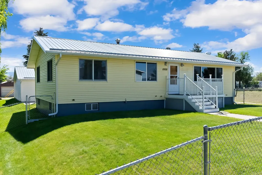 1005 Clark Street Deer Lodge MT 59722