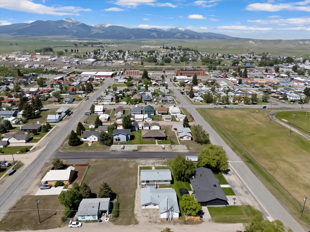 1005 Clark Street Deer Lodge MT 59722