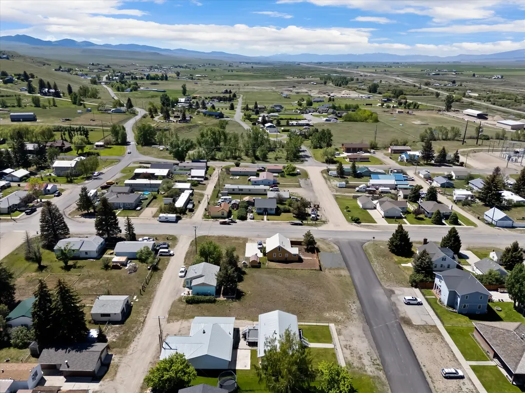 1005 Clark Street Deer Lodge MT 59722