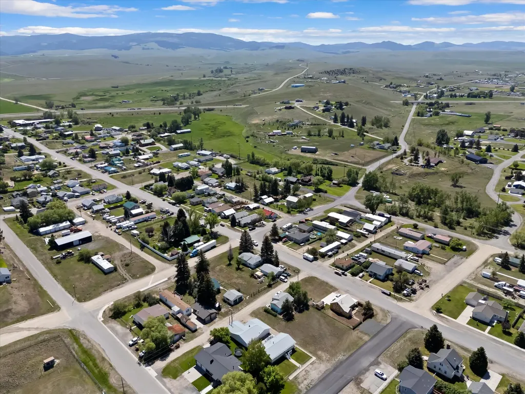 1005 Clark Street Deer Lodge MT 59722