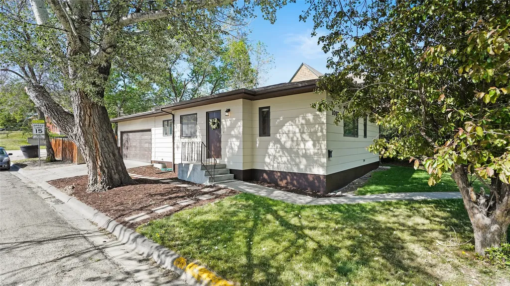 1017 E Broadway Street Helena MT 59601
