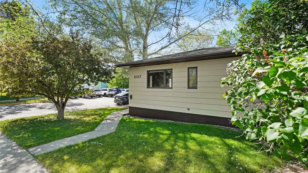 1017 E Broadway Street Helena MT 59601