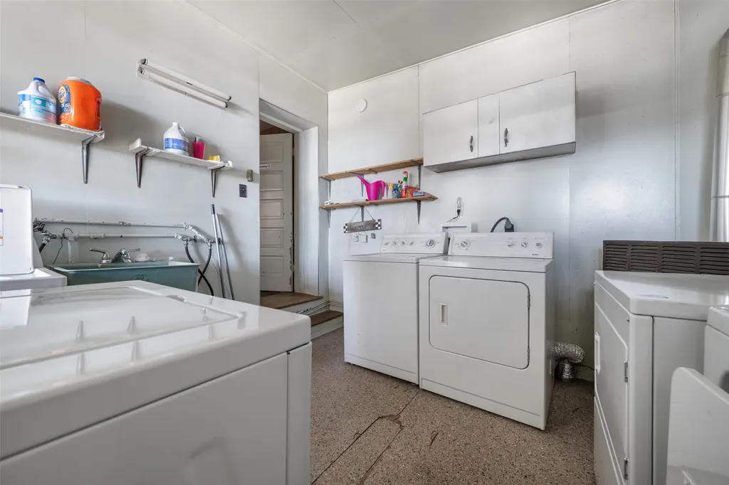 124 E Commercial Avenue Anaconda MT 59711