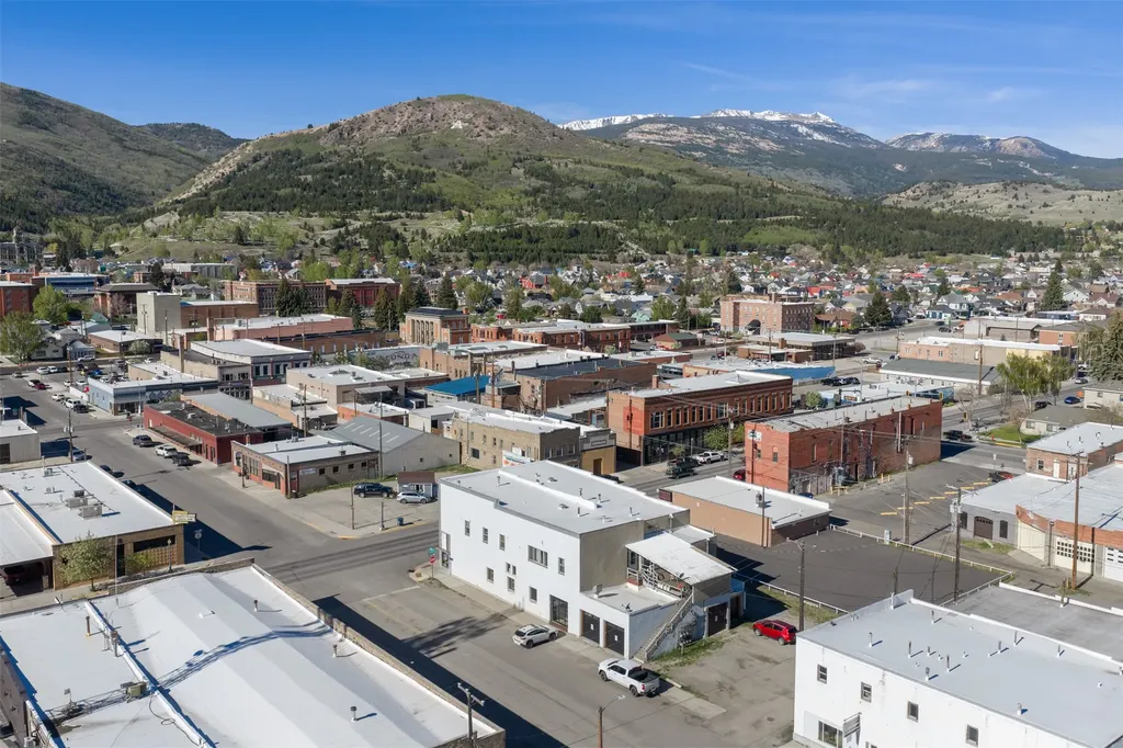 124 E Commercial Avenue Anaconda MT 59711