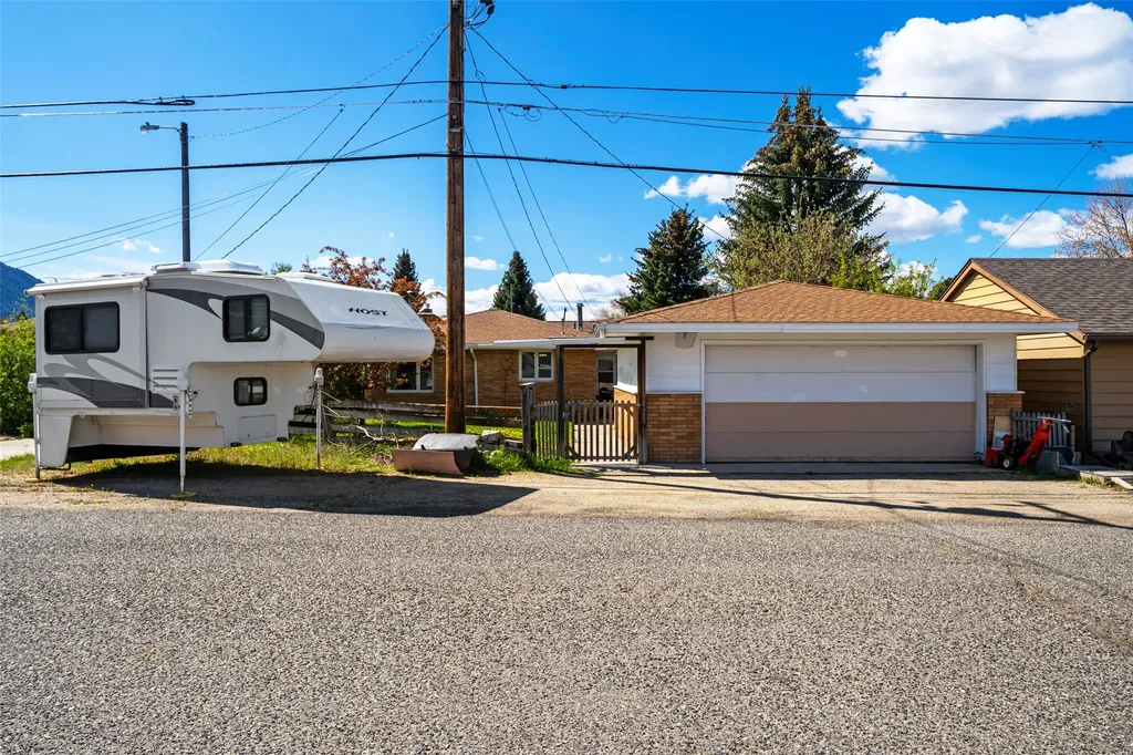 3033 Bayard Street Butte MT 59701