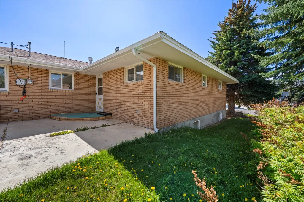 3033 Bayard Street Butte MT 59701