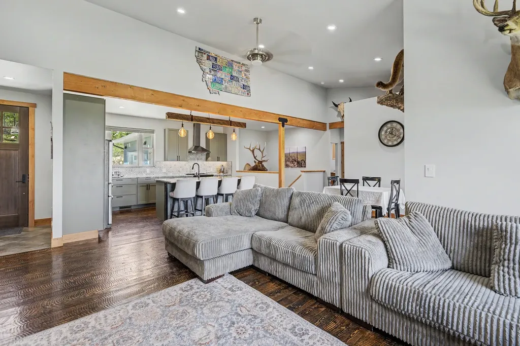 8 Skihi Peak Drive Clancy MT 59634