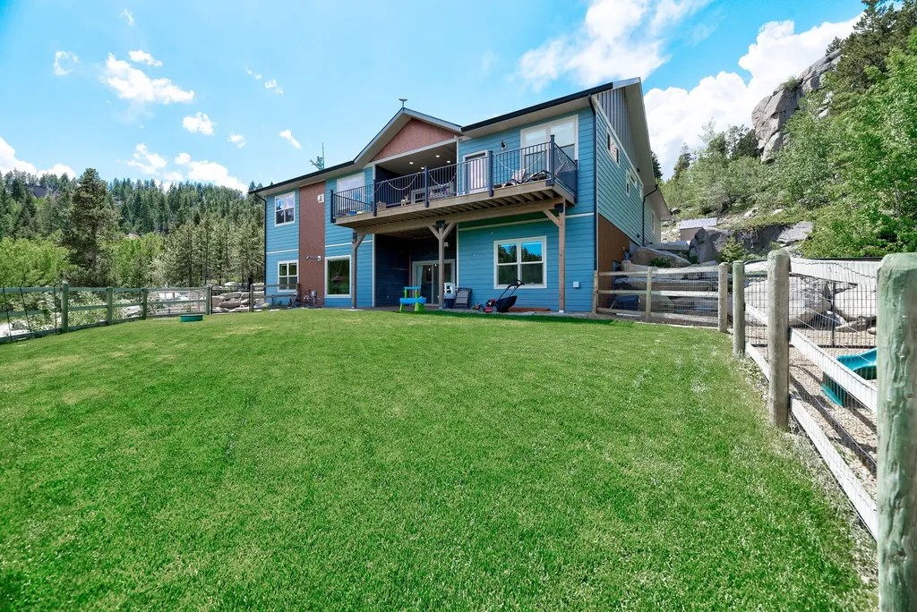 8 Skihi Peak Drive Clancy MT 59634