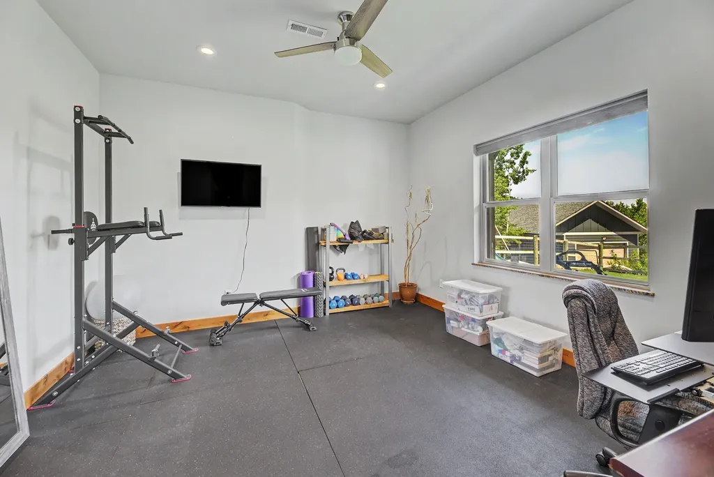 8 Skihi Peak Drive Clancy MT 59634