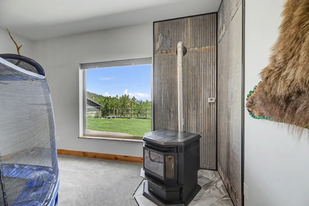 8 Skihi Peak Drive Clancy MT 59634