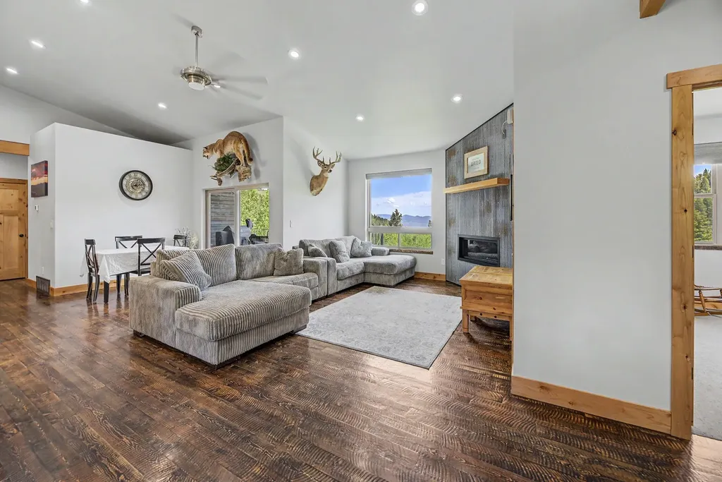 8 Skihi Peak Drive Clancy MT 59634
