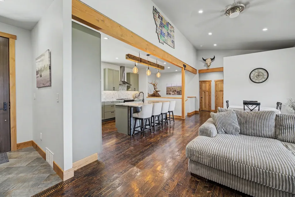 8 Skihi Peak Drive Clancy MT 59634