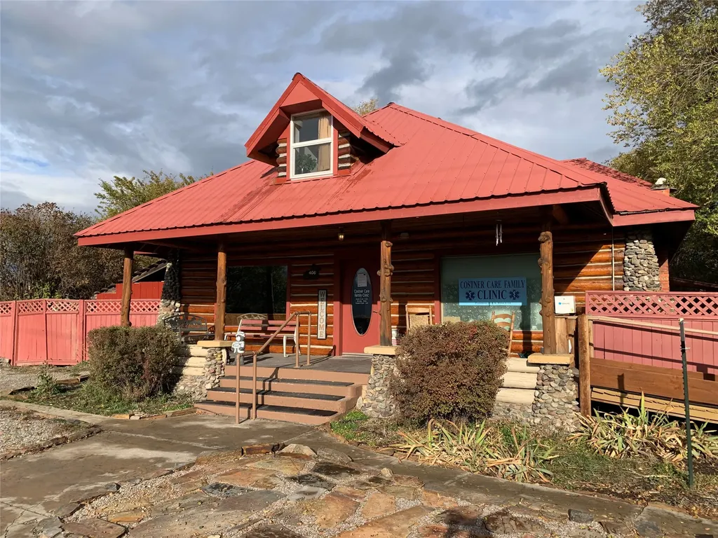 406 W Railroad Avenue Plains MT 59859