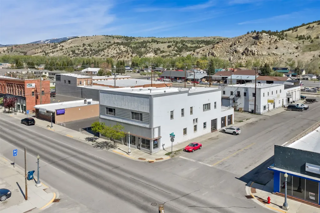 124 E Commercial Avenue Anaconda MT 59711