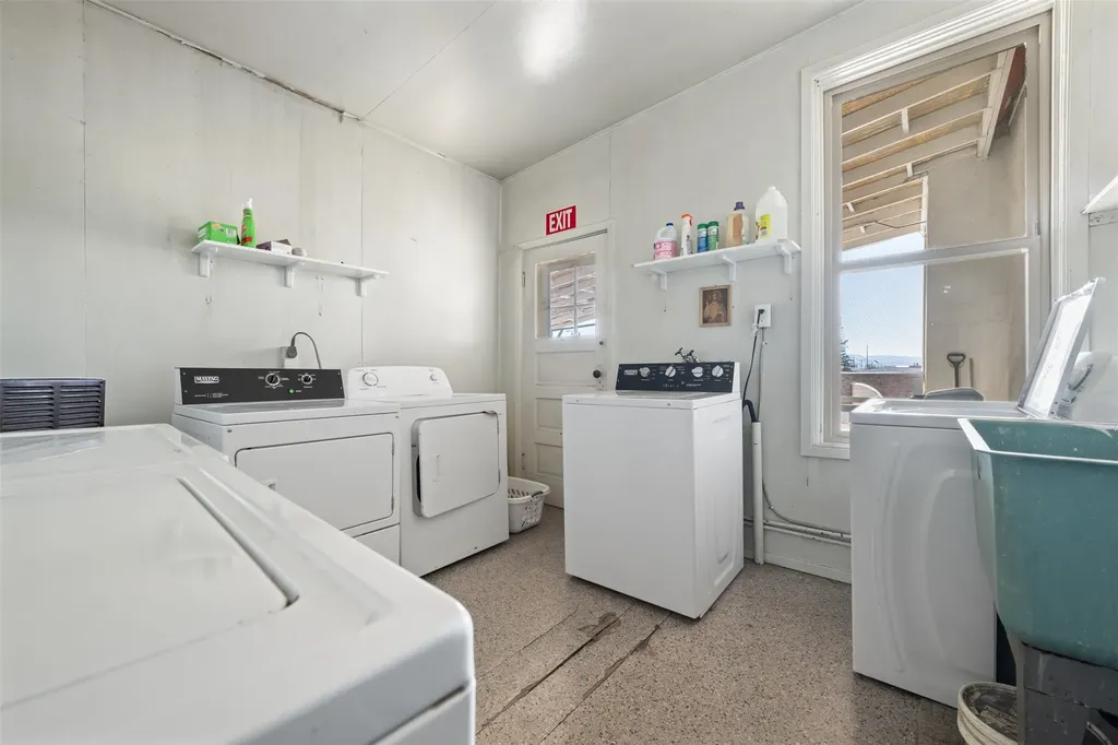 124 E Commercial Avenue Anaconda MT 59711