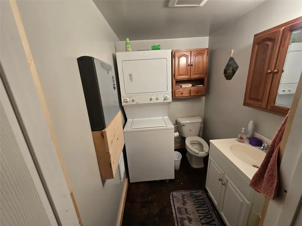 406 W Railroad Avenue Plains MT 59859