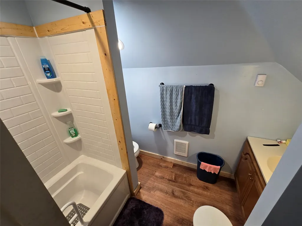 406 W Railroad Avenue Plains MT 59859