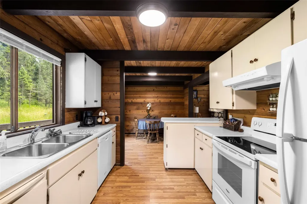 355 Boon Road Somers MT 59932