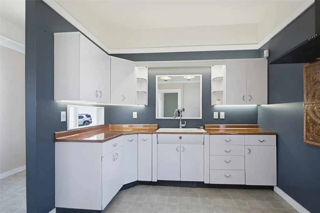 709 N Main Street Butte MT 59701
