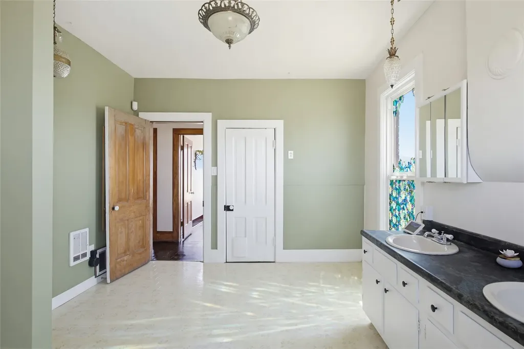 709 N Main Street Butte MT 59701