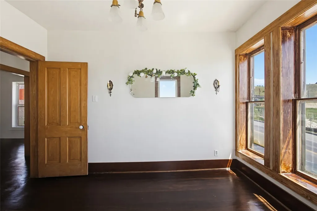 709 N Main Street Butte MT 59701