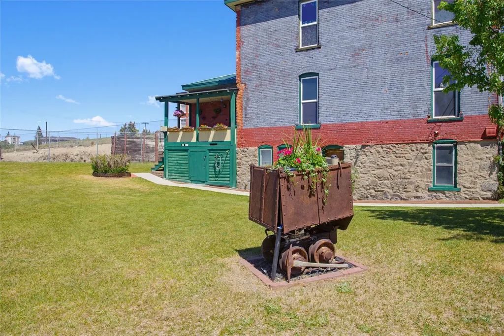 709 N Main Street Butte MT 59701