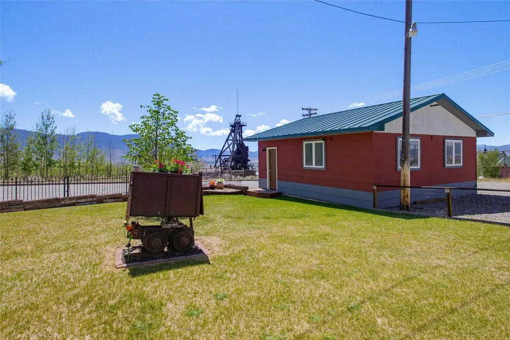 709 N Main Street Butte MT 59701